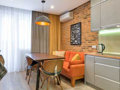 Guida all’arredamento di una casa vacanze: caratteristiche, servizi, budget