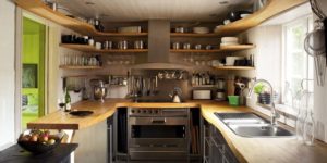 Scopri di più sull'articolo Arredare cucina: come recuperare spazi in piccole stanze