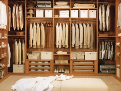 Soluzioni trendy per una cabina armadio spettacolare