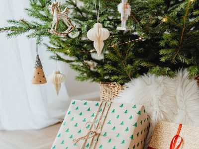 9 idee per coprire la base dell’albero di natale