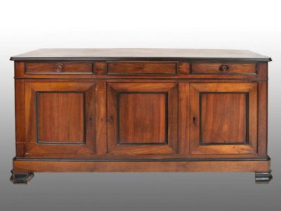 Un tocco vintage alla tua casa con le credenze antiche