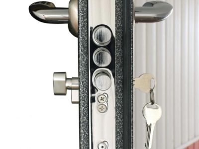 Porte blindate ed inferriate: in Italia è il boom di richieste