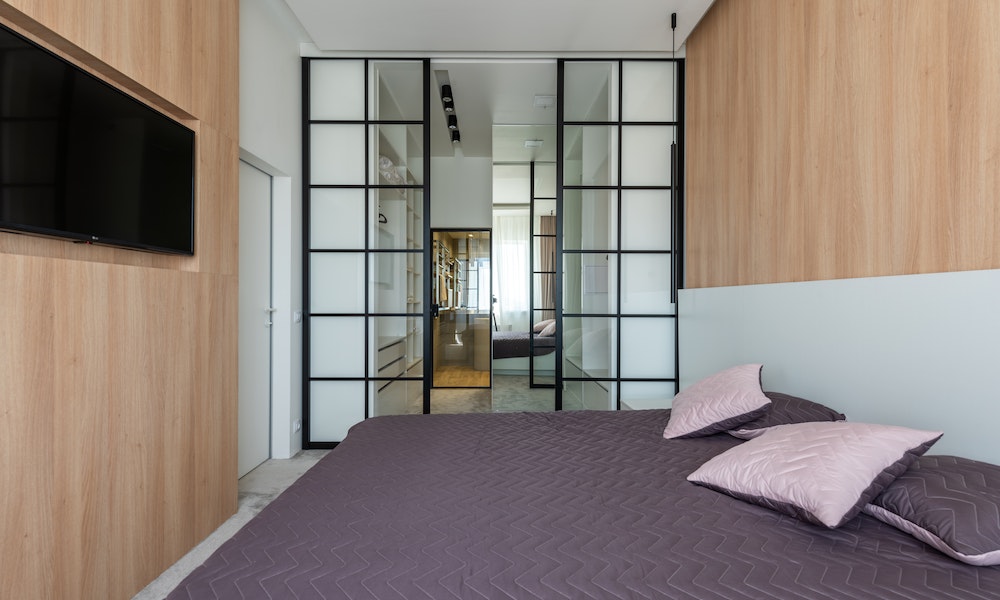 Al momento stai visualizzando Caratteristiche delle porte in vetro, costo e privacy