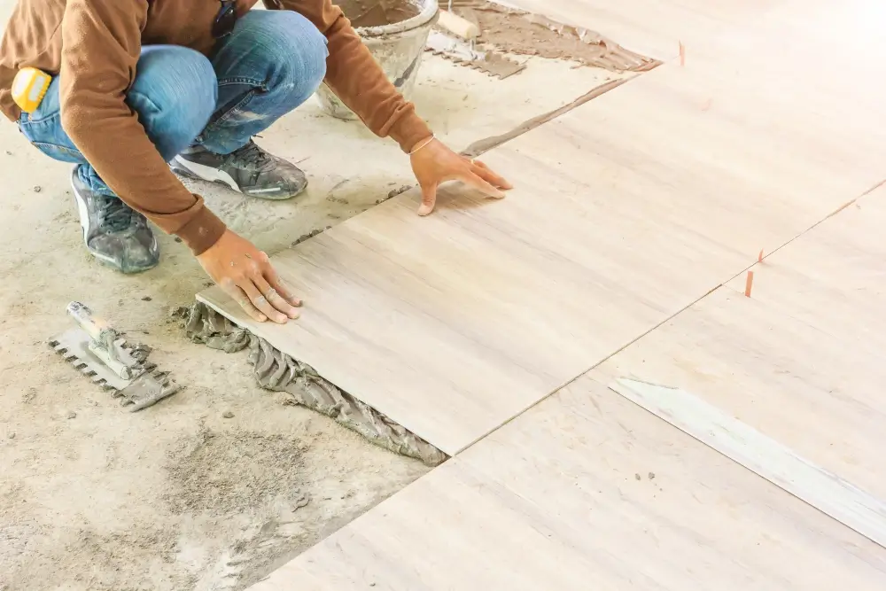 posa pavimento in ceramica