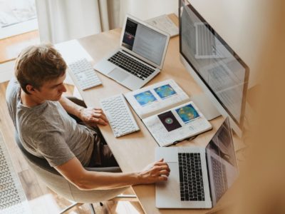 Scrivania per smart working: ecco la migliore per il tuo home office