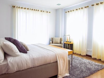 Come scegliere le tende per la camera da letto