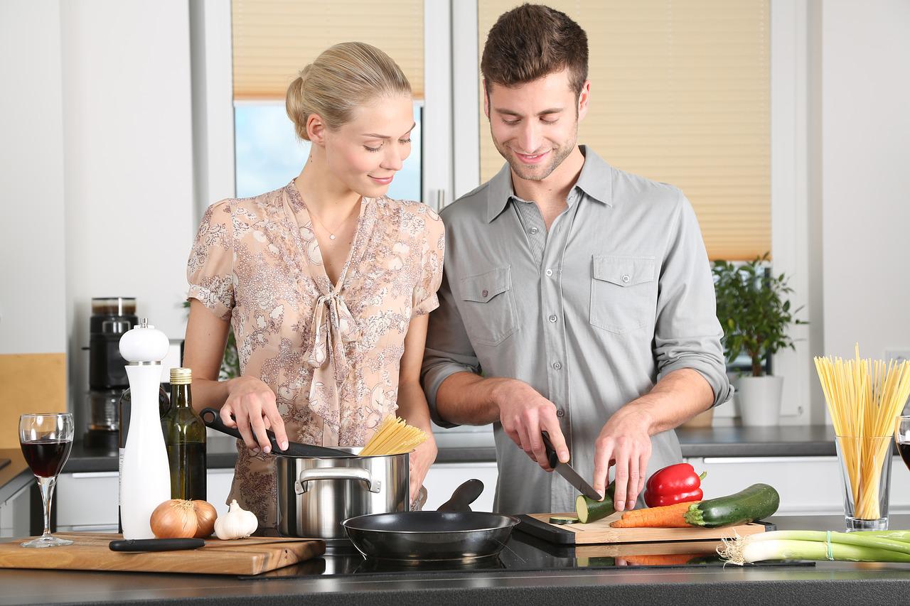 Al momento stai visualizzando Nuove tendenze cucina: come arredarla con stile nel 2022