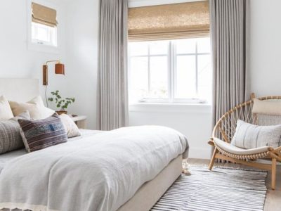 Decorare le finestre: tende e piante